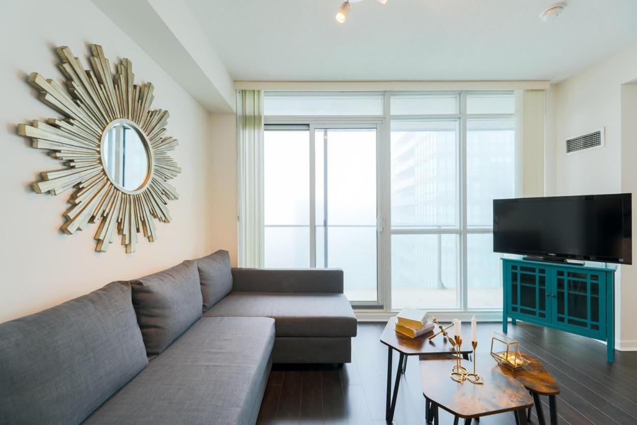 Skyline Elegance Condo Toronto Exteriér fotografie